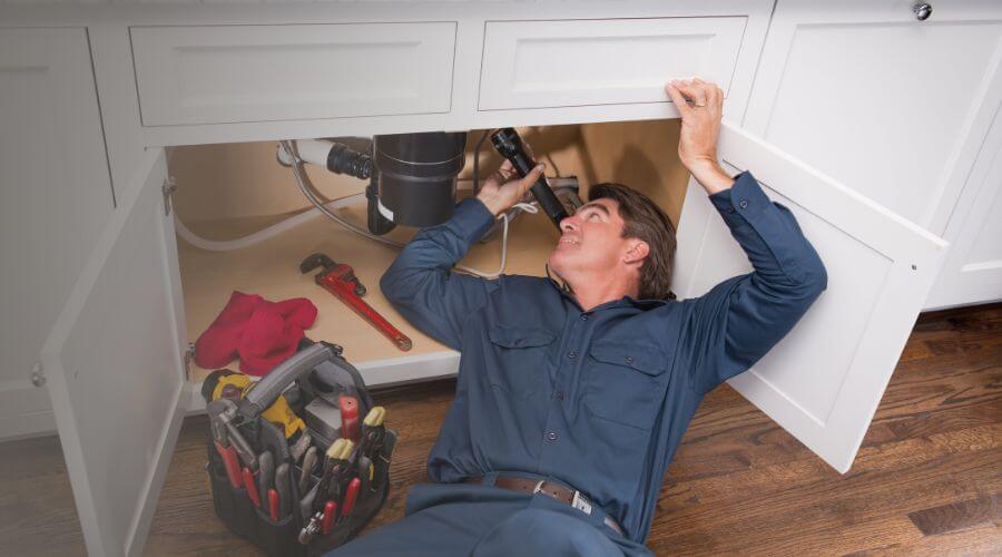 Expert burst pipe repair services in Carolina, PR